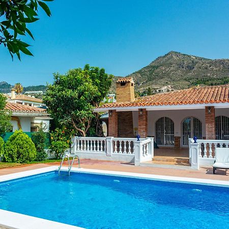 Villa Yanna بينالماذينا المظهر الخارجي الصورة