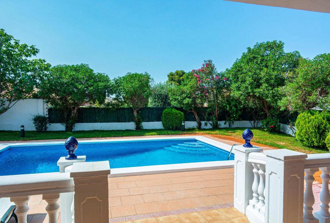 Villa Yanna بينالماذينا المظهر الخارجي الصورة