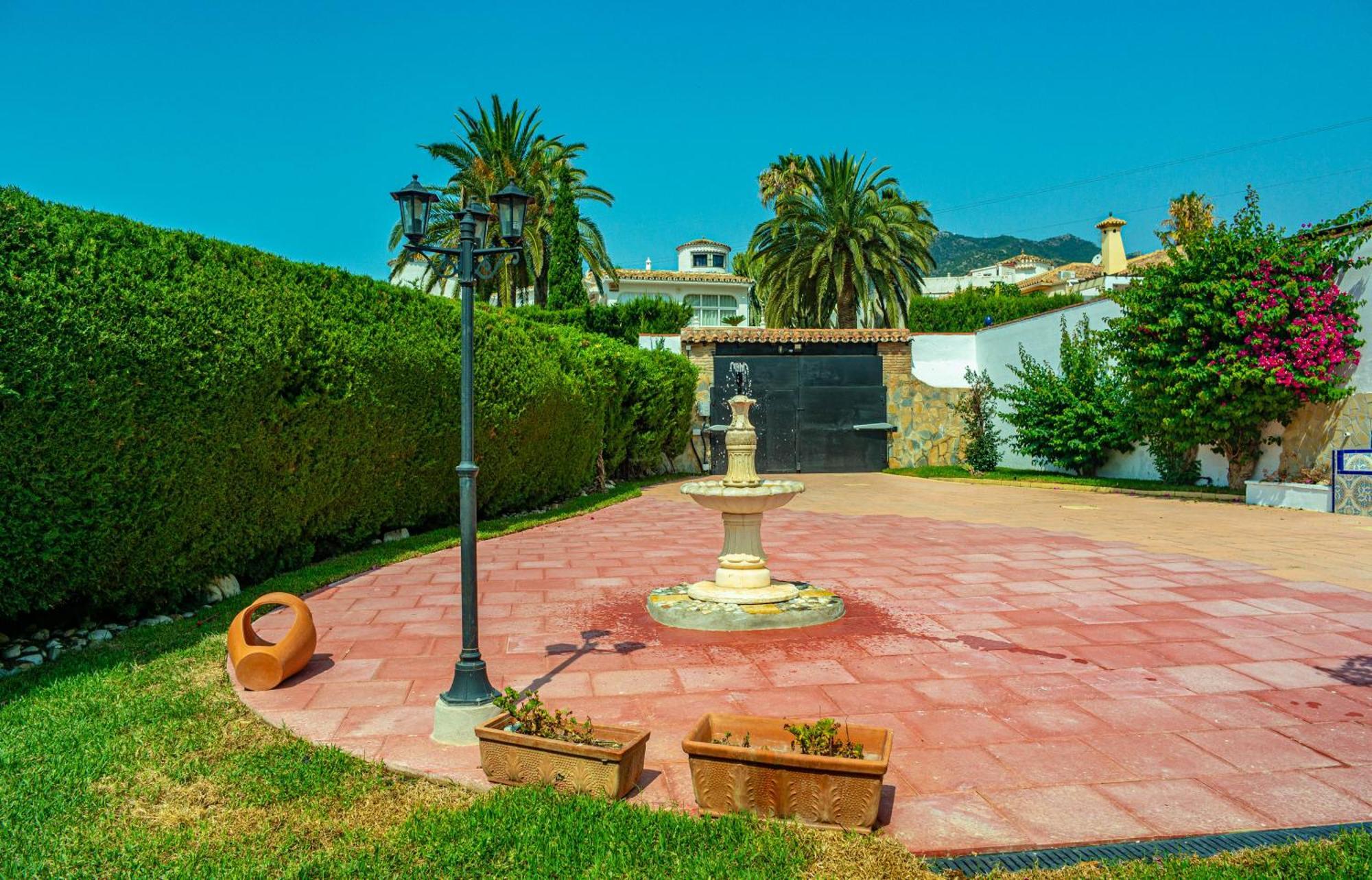 Villa Yanna بينالماذينا المظهر الخارجي الصورة